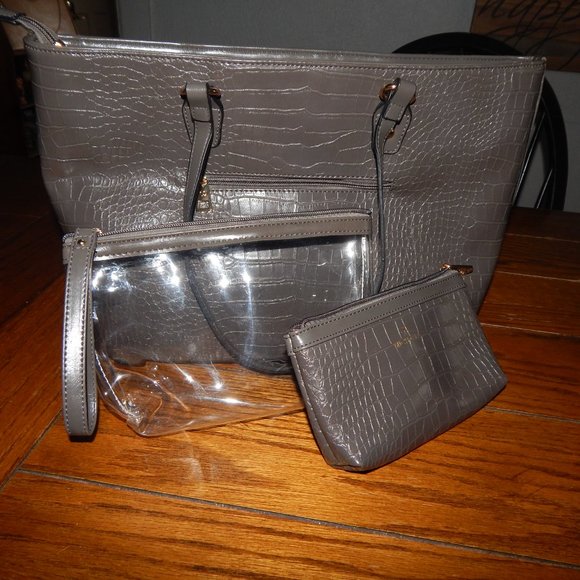 Michaela 3 piece Handbag -Tote - Purse  with goldtone hardware - Picture 7 of 8